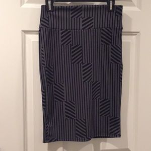 Lularoe Cassie pencil skirt, gray/black, Size S